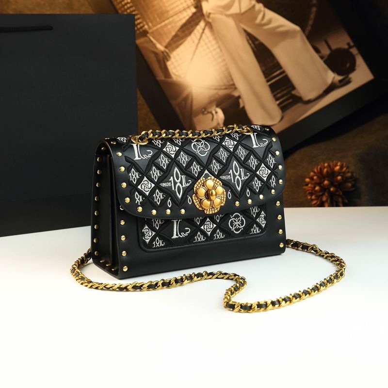 Luxury Bags Must Have - Luxury Must-Have Tote Designer Diaper Bag