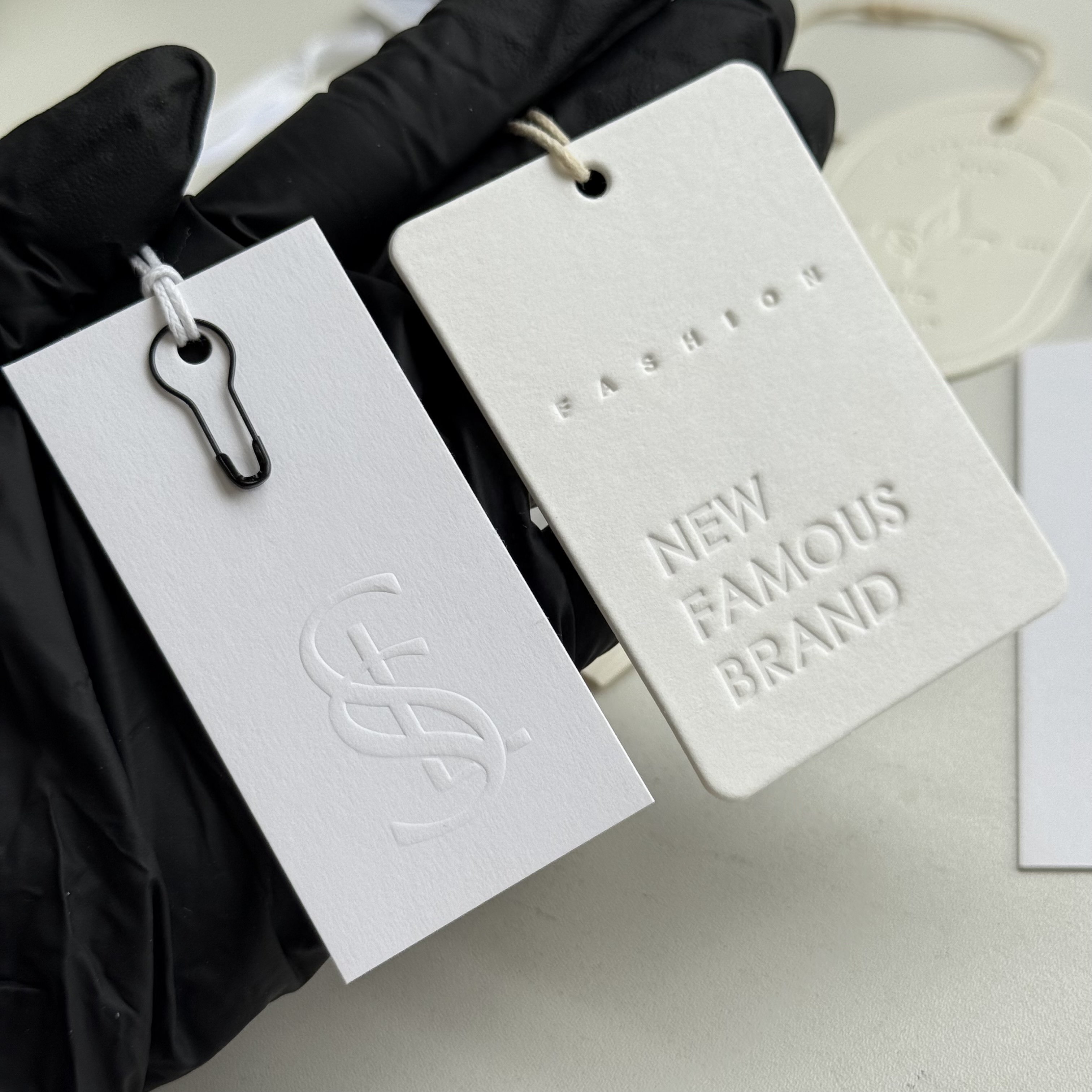 High End Embossed Logo Hang Ta - Luxury Bags Price ulasan dan harga