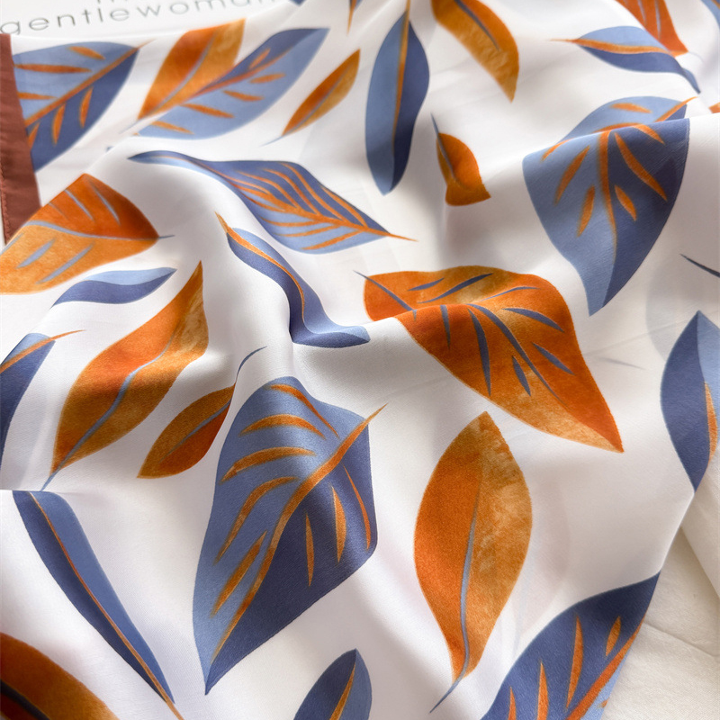 Luxury Brand Print 70cm Square - Luxury Bags Casual ulasan dan harga